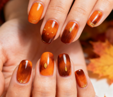 🍁 秋季最值得嘗試的美甲靈感，讓妳的風格更升級！💅